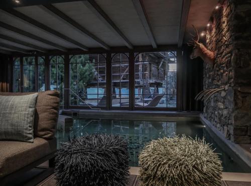 泳池, 貝拉托拉酒店及SPA (Hotel Bella Tola & SPA) in 聖路加