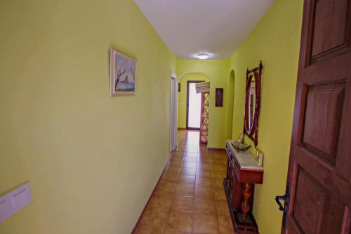 Basetes - holiday home with private swimming pool in Calpe - image 3