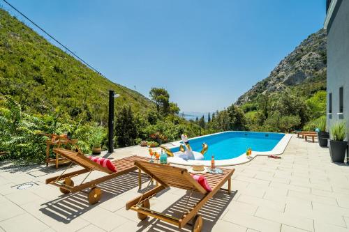 Luxury Villa Emma with Private Pool