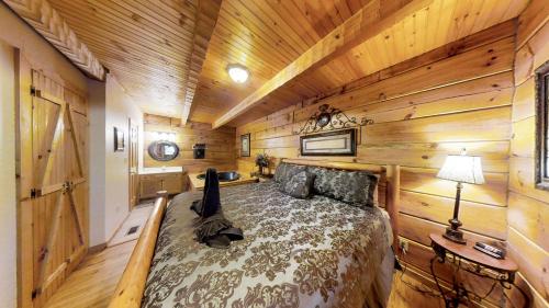 Cabin Fever - image 6