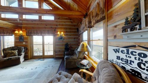 Bear Cave Cabin #385117 Cabin