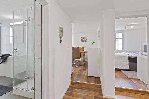 GUEST HOUSE HERMES Contactless Self Checkin – Zurich, CO