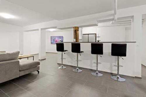 GUEST HOUSE HERMES Contactless Self Checkin – Zurich, CO
