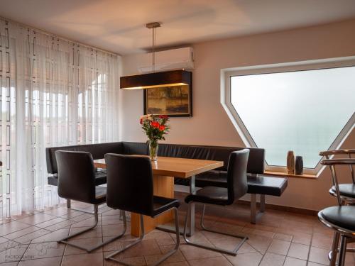 Moai Home Apartman Sárvár (Moai Home Apartman Sarvar) in 蒂桑拉洛姆瓦洛斯