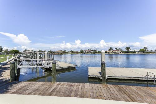 South Seas Island Breeze - image 2