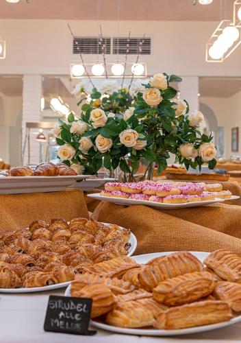 Hotel Adria - image 11
