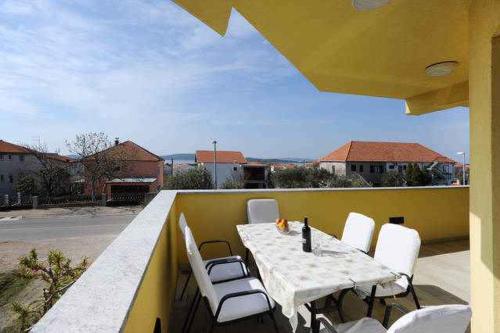 Apartment in Vodice 7704