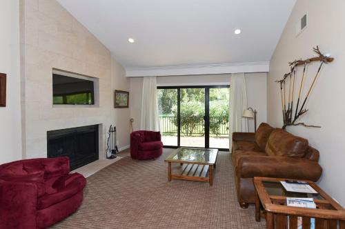 868 Oak Creek at Silverado condo - main image