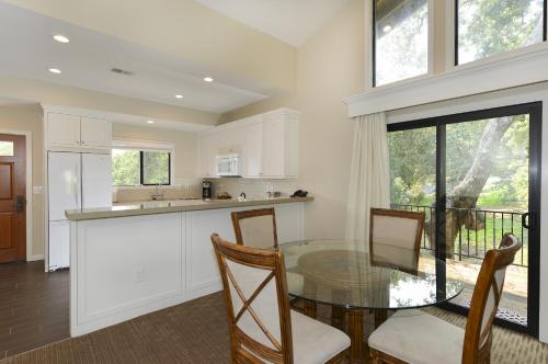 868 Oak Creek at Silverado condo - image 10