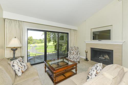 . 841 Oak Creek at Silverado condo