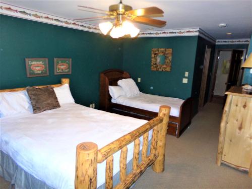 HSPL Wellington House 4 Bed 5 bath with mnt views - image 7