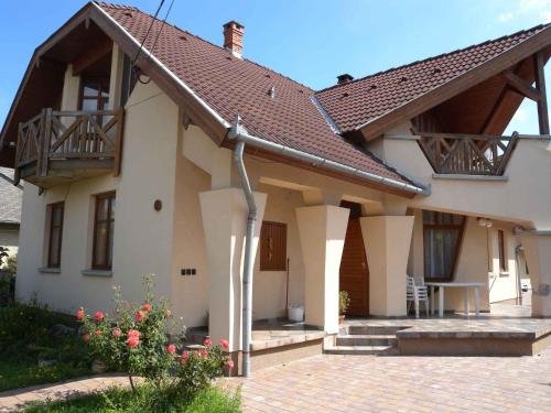  Apartment Balatonlelle 6, Pension in Balatonlelle