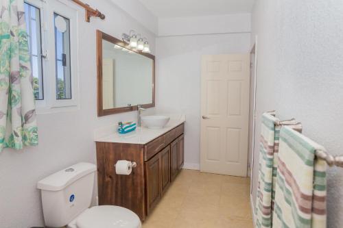 Manta Ray Studio at Sea Scape home