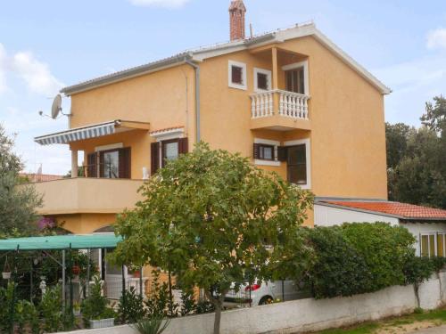 Apartment Kozino 4