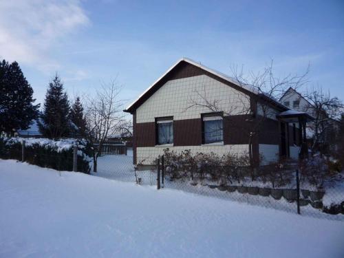 Holiday home in Waltershausen OT Fischbach 3171