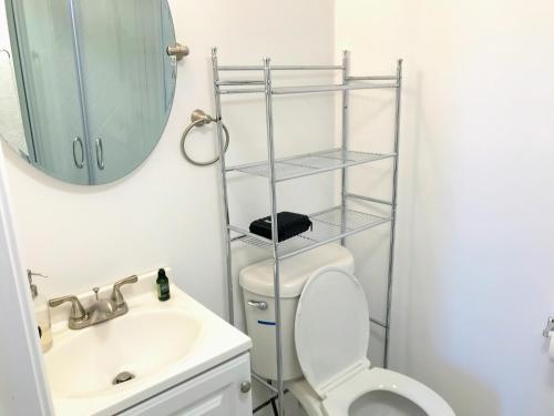 Harvard Allston Campus Three-Bedroom Two Bath Executive Apartment in Boston, USA
