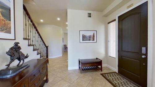 Views for Rent - image 8