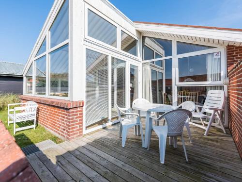 Holiday home Henne LIV - image 12
