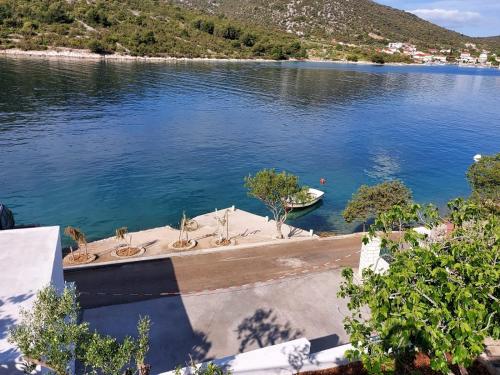 Apartment Ivica - sea view