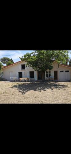 Maison 60m de la mer gîte à louer Port Santa-Lucia