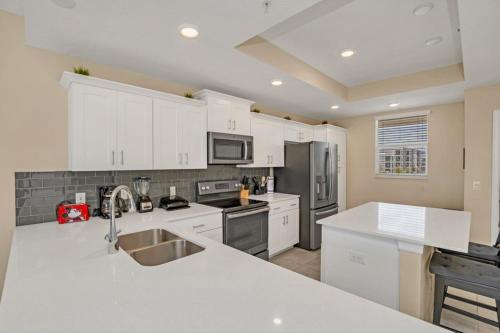 Voted #1 Resort Storey Lake Water Park townhouse - main image