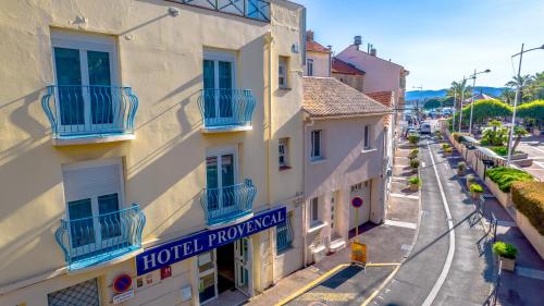 مدخل, Hotel Provencal in سانت - رافائيل