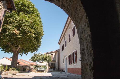 Balkons/terase, Oltre l'arco in San Dorligo Della Valle