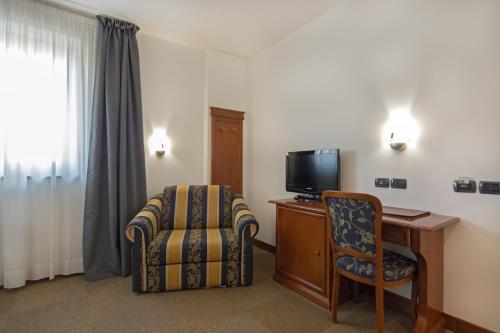 Medea Room Type - Double or Twin Room