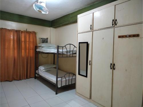 OYO 800 Ddd Habitat Dormtel Bacolod