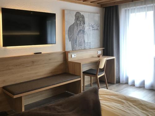 Large Double Room