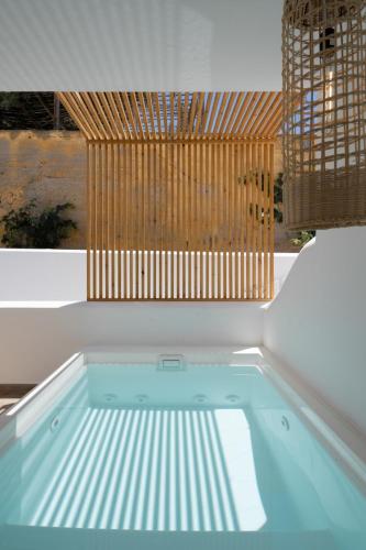 Allegro Suites Oia 3