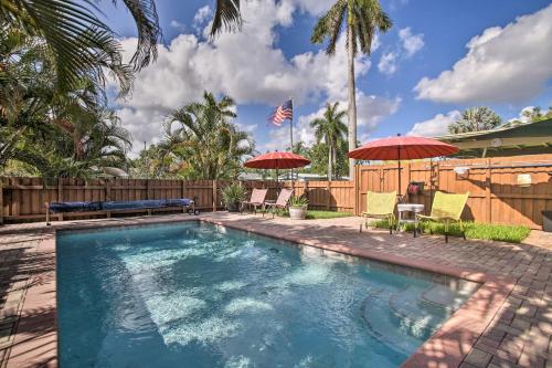 Charming Home with Deck, 1 Mi to Wilton Manors 