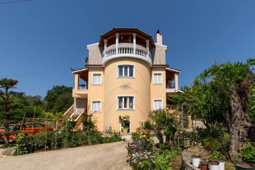 Maria Eleni House gîte à louer Káto Korakiána