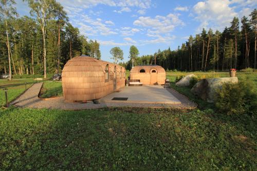 Kuldallika igloo house and iglusauna