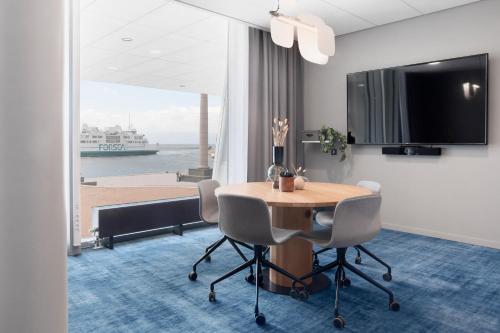 Clarion Hotel Sea U - image 8