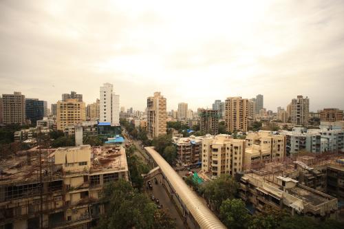 The Byke Delotel,Borivali West,3 star