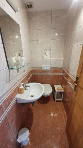 Three-Bedroom Apartment image 10