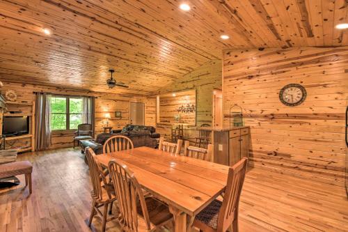 The Valley View at Sautee Mountain Retreat! in Clarkesville, USA