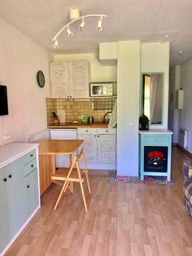 ห้องครัว, Val de Llous I 40 in เลอบูโล