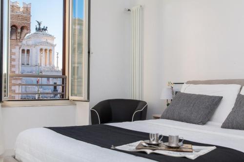  Piazza Venezia White Apartments in Rom