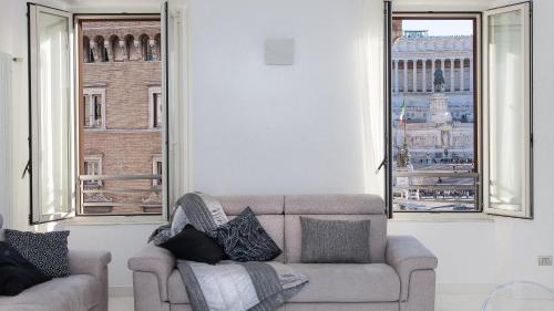 Piazza Venezia White Apartments, Roma (foto 8)