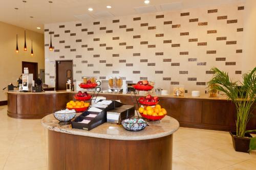 Plaza Suites On International Drive Near Universal Epic – Orlando, FL