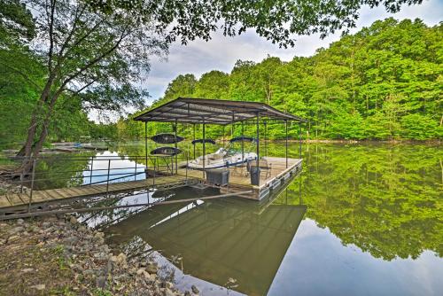 B&B Cadiz - Lake Barkley Home Private Dock, Kayaks, Fire Pit! - Bed and Breakfast Cadiz