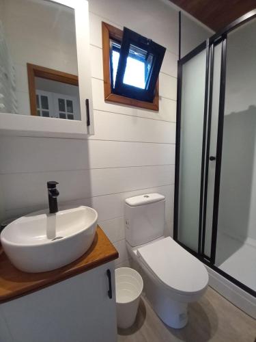 Lovely Tiny House Surrounded by Olive Trees near Beach in Ayvacik