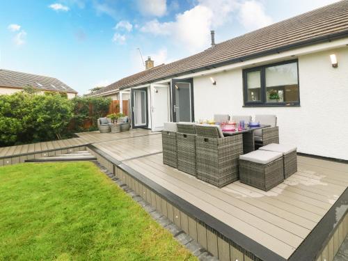 Bwthyn Eirlys Snowdrop Cottage in كيميس بي