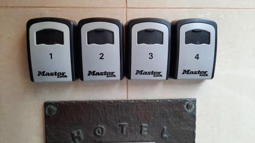Hotel Merlin Garni - image 6