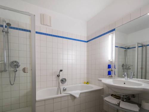 Kaiservillen Heringsdorf - Ferienwohnung mit 1 Schlafzimmer und Terrasse D101 - image 3