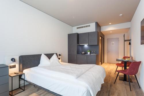 Centurion Swiss Quality Towerhotel - image 4