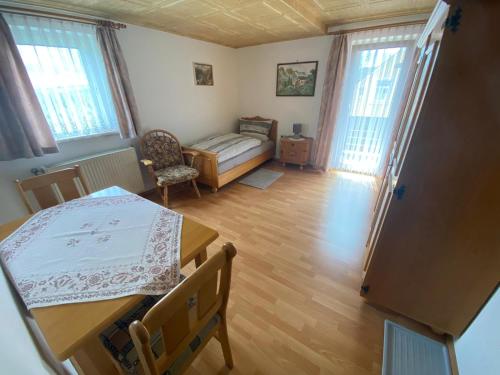 1 twin bed