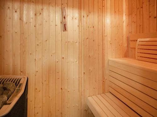 Dunenresidenz Prora - Ferienwohnung mit Meerblick, 2 Schlafzimmern, Balkon und Sauna NP-103 2.6km von Lubkow entfernt